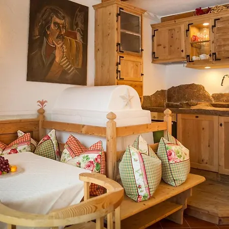 Raffl's Landhaus Apartman *